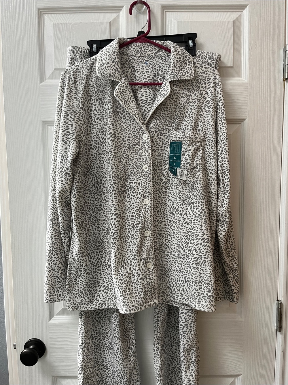 Kohl's Grey Leopard Print 2-Piece Sleep Set